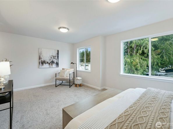 26917 30th Place S 13, Kent WA 98032