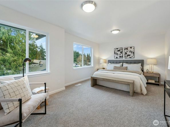 26917 30th Place S 13, Kent WA 98032