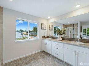 26917 30th Place S 13, Kent WA 98032