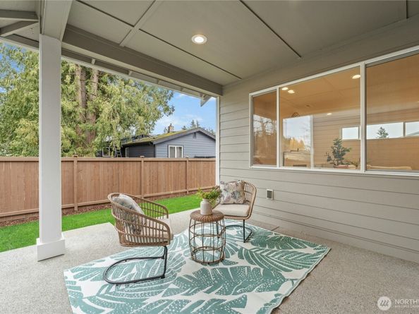 26917 30th Place S 13, Kent WA 98032
