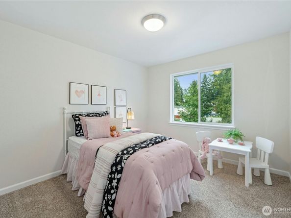26917 30th Place S 13, Kent WA 98032