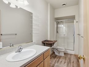 18432 W Lake Desire Drive SE, Renton WA 98058