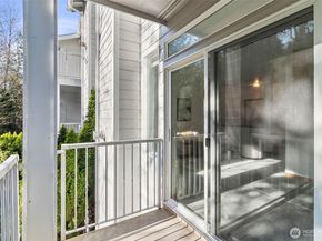 15150 140th Way SE F202, Renton WA 98058