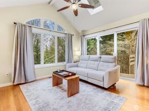 14142 97th Avenue NE, Kirkland WA 98034