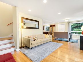 14142 97th Avenue NE, Kirkland WA 98034