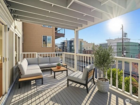 2349 Boylston Avenue E, Seattle WA 98102