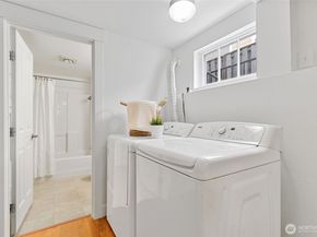 6325 42nd Avenue SW, Seattle WA 98136