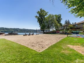 3834 175th Avenue NE 22, Redmond WA 98052