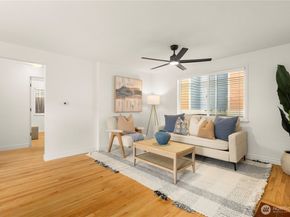 14052 Midvale Avenue N, Seattle WA 98133