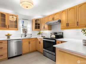 14052 Midvale Avenue N, Seattle WA 98133