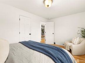 14052 Midvale Avenue N, Seattle WA 98133