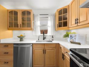 14052 Midvale Avenue N, Seattle WA 98133