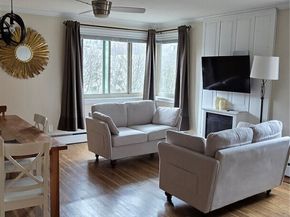 1400 Hubbell Place 1413, Seattle WA 98101