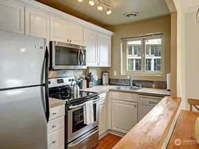 1400 Hubbell Place 1413, Seattle WA 98101