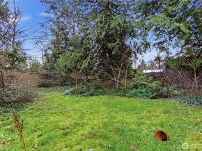 11716 16th Avenue NE, Seattle WA 98125