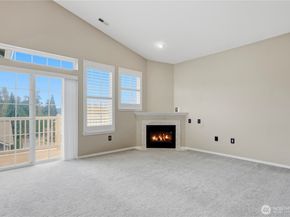 18676 NE 56th Court, Redmond WA 98052