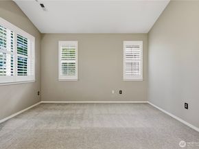 18676 NE 56th Court, Redmond WA 98052