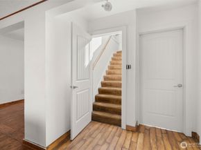 749 4th Avenue N, Kent WA 98032