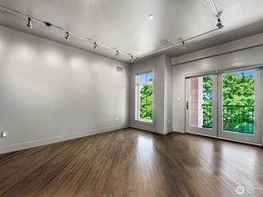 745 Bellevue Avenue E 402, Seattle WA 98102