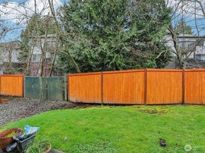 412 Center Road A1, Everett WA 98204