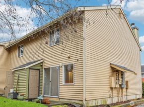 412 Center Road A1, Everett WA 98204