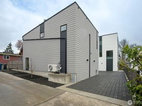 4217 S Findlay Street, Seattle WA 98118