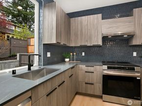 4217 S Findlay Street, Seattle WA 98118