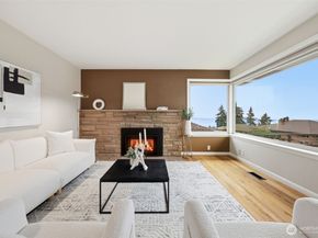 4019 SW Henderson Street, Seattle WA 98136