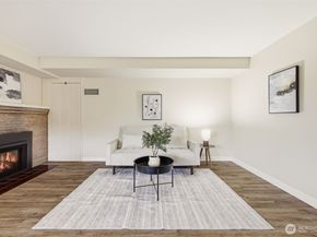4019 SW Henderson Street, Seattle WA 98136