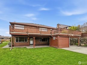 4019 SW Henderson Street, Seattle WA 98136