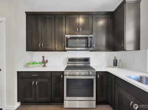 14610 36th Avenue NE, Lake Forest Park WA 98155