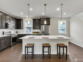14610 36th Avenue NE, Lake Forest Park WA 98155