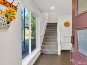 14610 36th Avenue NE, Lake Forest Park WA 98155
