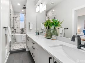 1772 Alki Avenue SW B, Seattle WA 98116