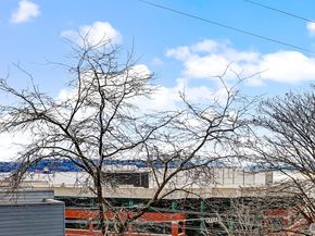 500 5th Ave W 303, Seattle WA 98119