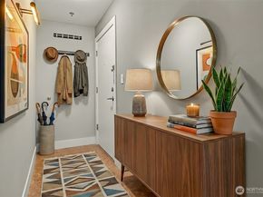500 5th Ave W 303, Seattle WA 98119