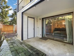 1812 SW 318th Place 28D, Federal Way WA 98023