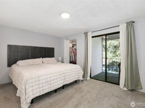 1812 SW 318th Place 28D, Federal Way WA 98023