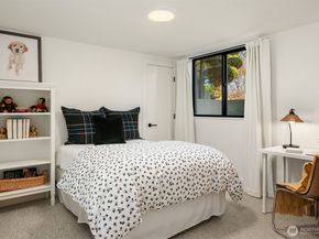 7315 51st Avenue NE, Seattle WA 98115