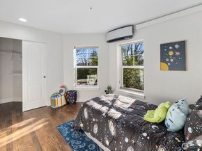 202 24th Avenue E 6, Seattle WA 98112