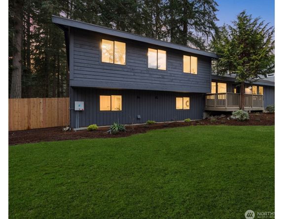 18843 168th Avenue NE, Woodinville WA 98072