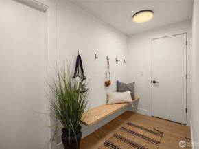 18843 168th Avenue NE, Woodinville WA 98072