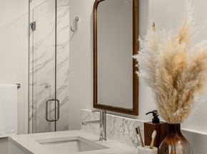 18843 168th Avenue NE, Woodinville WA 98072