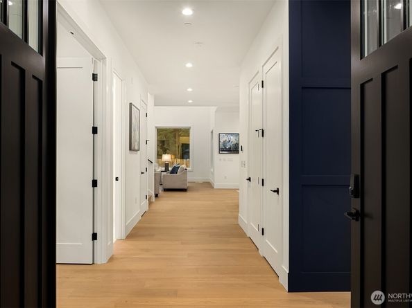 13698 NE 83rd street, Redmond WA 98052