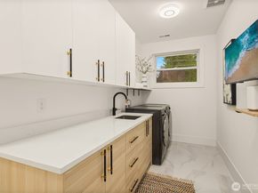 13698 NE 83rd street, Redmond WA 98052