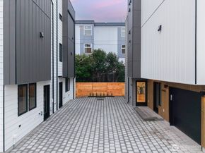 3646 Greenwood Avenue N B, Seattle WA 98103