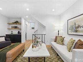 3646 Greenwood Avenue N B, Seattle WA 98103