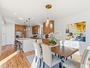 19440 77th Place NE, Kenmore WA 98028