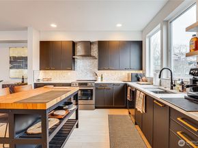 2014 E Pine Street B, Seattle WA 98122