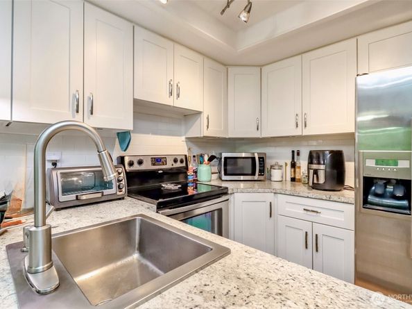 2949 Mile Hill Drive SE C7, Port Orchard WA 98366